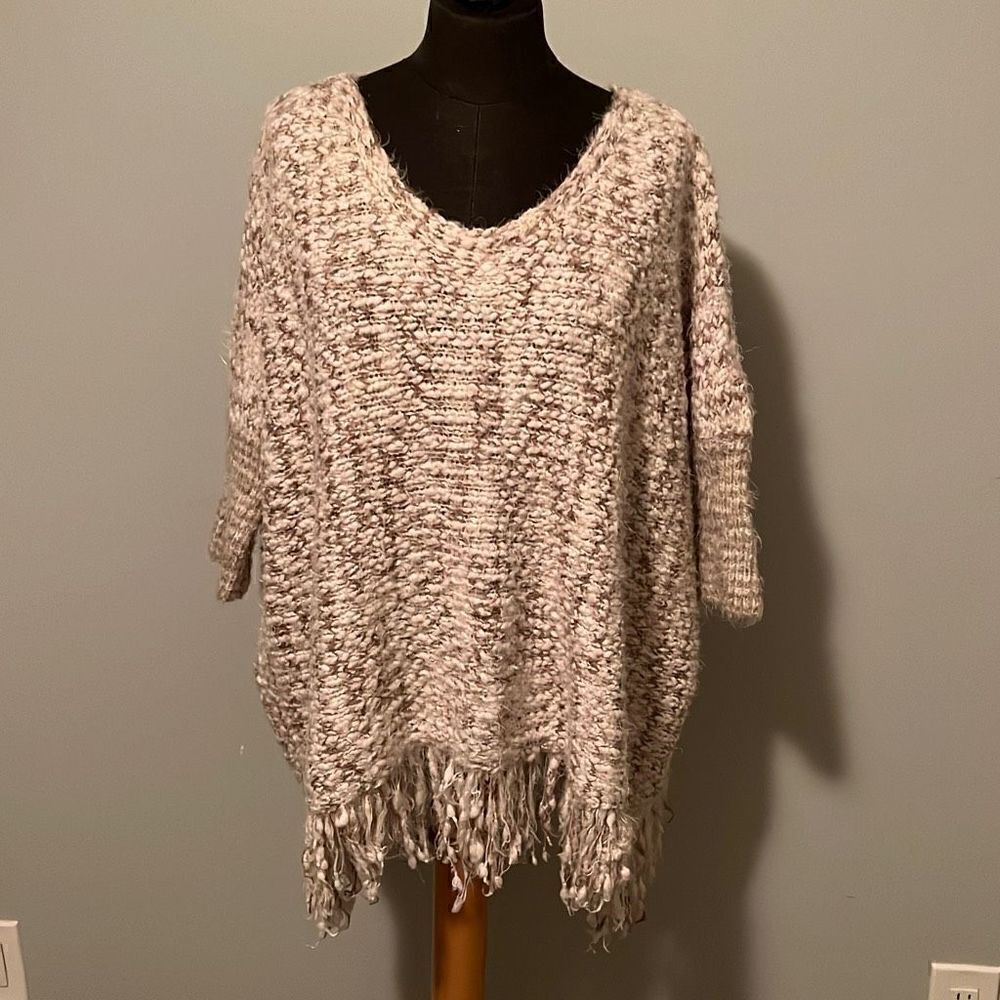 Umgee Women's Taupe Cream Scoop Neck Chunky Popcorn Knit Fringe Sweater Shrug